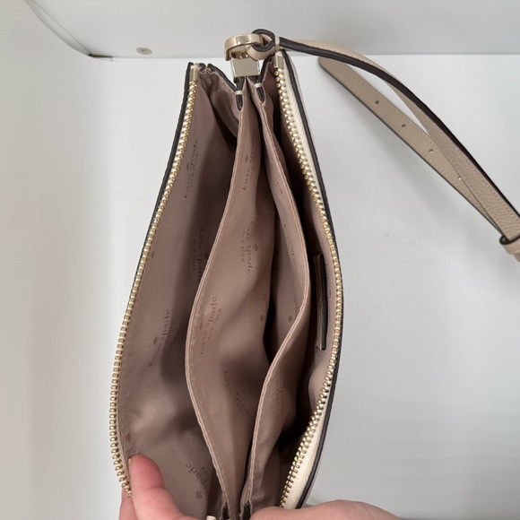 Kate Spade New York Leila Colorblock Triple Gusset Crossbody - Picture 5 of 14